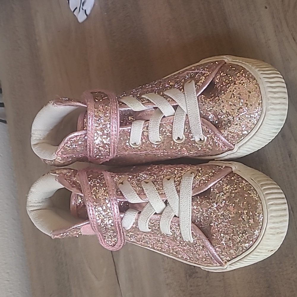 Girl's sparkly pink high tops